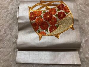 送料無料☆正絹亀、花刺繍名古屋帯　和装　着物帯♪リメイク　♪巾約30.5cm長さ約351.5cm