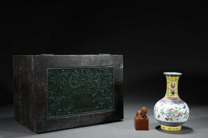 ■観心・時代旧蔵■C8243清乾隆年製 粉彩瓜果花瓶 田黄石印章付・時代物・古陶磁・古賞物・旧家買出品