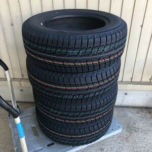 保管袋付 (IL010.7.2)送料別 [4本セット] TOYO OBSERVE GSi-6 LS　215/65R16 98H 2023年製造 室内保管 スタッドレス 215/65/16