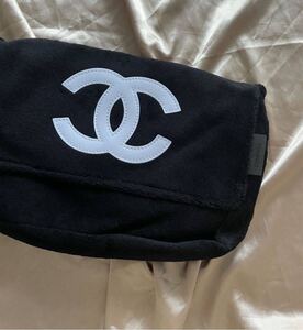 送料無料 斜め掛け CHANEL シャネル　ノベルティ メッセンジャー ショルダーバッグ　白X黒　ノベルティー　ココマーク　カジュアル　未使用