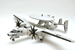 【1円～】キネティック 1/48 E-2C ホークアイ 塗装済 完成品