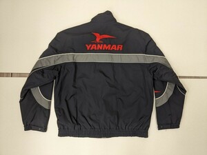 4．YANMAR ヤンマー デカロゴ ナイロン ジャケット ブルゾン ジャンパー メンズL 黒系グレー赤y805