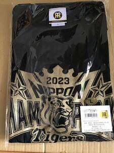 Tーショップ限定 阪神タイガース 2023 日本一記念 ロゴ 選手寄書きサイン Tシャツ 受注生産品 サイズL 新品・未開封品