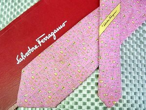 ♪36384Ｄ♪状態並品【馬 鳥 象 魚 蝶 トンボ 柄】フェラガモ【FERRAGAMO】ネクタイ