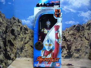 【未開封品】ウルトラヒーローシリーズ２００５「ウルトラマンマックス（レッドクリアバージョン）」