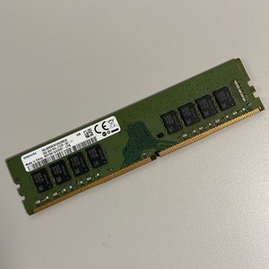 【中古】Samsung 8GB 1枚 DDR4-2133 M378A1G43EB1-CPB デスクトップPC用メモリ（non-ECC Unbuffered、2Rx8、PC4-17000）