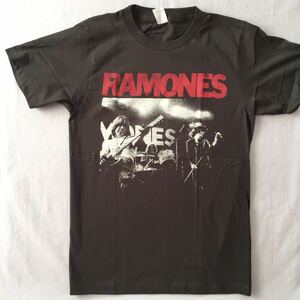 バンドTシャツ ラモーンズ（RAMONES）w1新品 L