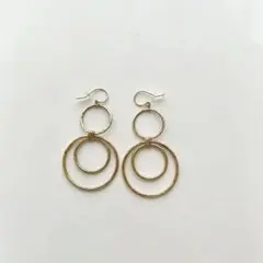 【ナチュラリジュエリ】サークルレイヤード　ピアス