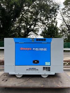 DENYO 防音型 発電機 ディーゼルエンジン 溶接機 DLWー320LS2 動作確認済み 良品。