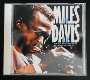 YE／国内盤中古CD☆マイルス・ディビス(ＭＩＬＥＳ　ＤＡＶＩＳ)「モア・ミュージック・フロム・カーネギー・ホール」解説☆帯なし