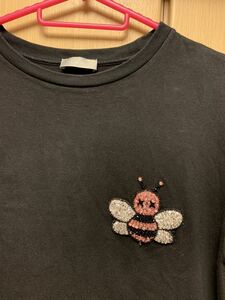 正規 19SS DIOR × KAWS ディオール カウズ KIM JONES キムジョーンズ BEE 蜂 ラインストーン 装飾 クルーネック レイヤード Tシャツ XS