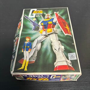 iioo【説明書無し】初期製造品 機動戦士ガンダム バンザイマーク ガンプラ 当時物 旧キット 旧バンダイ 1/144 RX-78モビルスーツ ガンダム