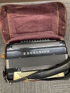 アコーディオン　EXCELSIOR 036 2 PROFESSIONAL MODEL ケース付き　現状品