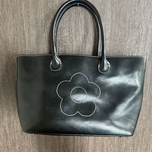 ◇NO.241222◇ MARY QUANT マリークワント 本革 デイジーステッチ ハンドバック バック ハンド 黒 ブラック 肩掛け