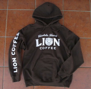 オススメ！SALE！ハワイで有名なコーヒーメーカー「LION・COFFEE（HAWAII）」ライオンコーヒー・スエット・パーカー！ブラウン：Lサイズ