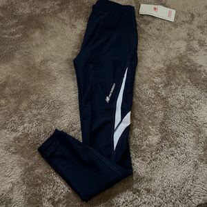 超お値打ち出品　小さめサイズ NEW BALANCE Lady