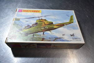 Qr062 Vtg Rare 絶版 1974年製 Matchbox 1:72 Bell Huey-Cobra 2 Color Model Kit マッチボックス ベル コブラ ヘリコプター 稀少 *60