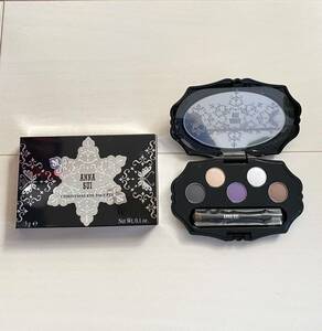 新品　ANNA SUI アナスイ アイカラーパレット　シャドウ　パープルブラウンベージュホワイトグレー限定品アイシャドウ