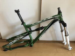 LAPIERRE ラピエール SPICY 216 26インチフルサスMTB/マウンテンバイクフレーム サイズS/42 シートポスト、シマノホローテックⅡBB付き 