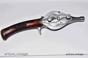 HURD super CASTER VINTAGE STEEL ROD walnut pistol grip HURD ,1940-1950年製造、USA (Y995)THE EVOLUTION OF HURD MFG.CO,