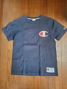 チャンピオン ビッグロゴ刺繍 半袖Tシャツ　紺色　古着　スポーツ　ブランド　Lサイズ　