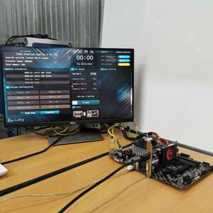 ASRock Z390 Phantom Gaming 4/ATXマザーボード/(LGA1151)INTEL第8,9世代CPU対応/PCパーツ 自作PC DIY 修理材料★通電,BIOS確認・ジャンク