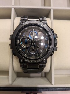 【美品】 CASIO　G-SHOCK MTG-B1000BD-1AJF　ブラック　ブルー　黒　青 カシオ 電波ソーラー　タフソーラー