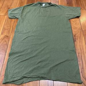 沖縄 米軍放出品 USMC MARINE ミリタリー Tシャツ トレーニング ランニング 筋トレ スポーツ LARGE OD (管理番号BCD9)