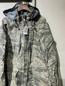 【即決】DEAD STOCK USAF air force アメリカ軍 エアフォース ゴアテックス パーカー ジャケット デジカモ GORE-TEX USA製 デッドストック