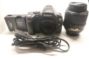 [良品 シャッター数4567回] Nikon D40 AF-S DX NIKKOR 18-55mm 3.5-5.6G VR レンズセット [Y0153]