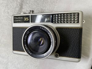 FUJICA COMPACT 35