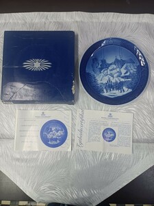 ロイヤルコペンハーゲン・ROYAL COPENHAGEN　(直径:18cm) CHRISTMAS PLATE 1997年 平成9年 「ロスキレ大聖堂」 北欧 デンマーク