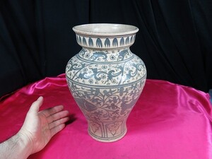 B　白釉魚文唐草文鉄絵盤口大壺　陶器　東南アジア　/サワンカローク　スンコロク　宋胡禄　タイ王国