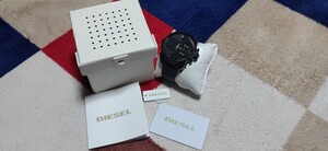 DIESELで１番デカいビッグデカフェイスディーゼルですよ(*^^*)定価40,000円新品購入してます。電池新品交換済ですよ！！