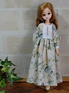 312☆リカちゃん服・パフスリーブワンピース・ハンドメイド