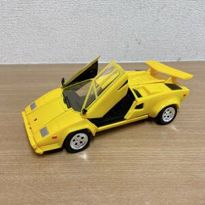 【◆ ランボルギーニ カウンタック イエロー　フィギュア】高級車/グッズ/コレクション/インテリア/おもちゃ/S66-192