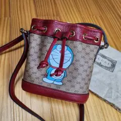 【新品未使用】GUCCI ドラえもんショルダーバック GGスプリーム