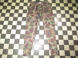 ★Burton/バートン★美品 [ak] POWER GRID PANT スノーボードインナーパンツ　Kodiak Camo　日本M相当　 速乾 透湿 保温 防臭 UPF50+