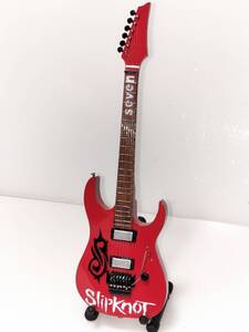 全長25cm ミニチュア エレキ ギター SLIPKNOT IBANEZ 折りたたみスタンド付き 木製 ハンドメイド 