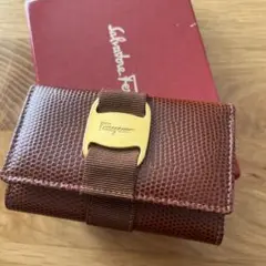 Salvatore Ferragamo キーケース タン