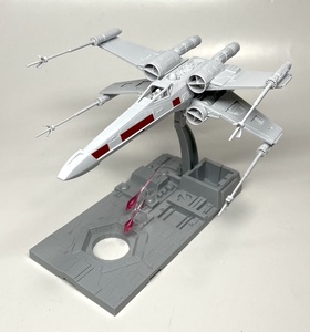 素組完成品 STAR WARS 1/72 Xウイング・スターファイター ルーク機 プラモデル X-WING ウィング STAR WARS スターウォーズ