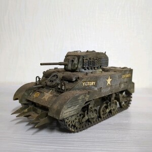 1/35 アメリカ軍 M5 スチュアート 軽戦車 プラモデル 塗装済み 組立済み 完成品 戦車