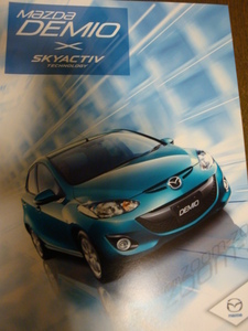 ★MAZDA　DEMIO　マツダ　デミオ　カタログ　 SKY ACTIVエンジンver　11年6月版　全42P　美品