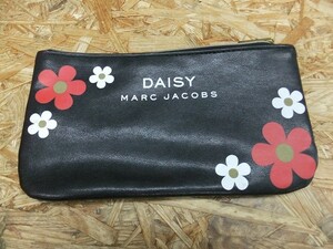 DAISY MARC JACOBS マークジェイコブス デイジー IN RED 2010年10月号付録 ポーチ 黒 レディース