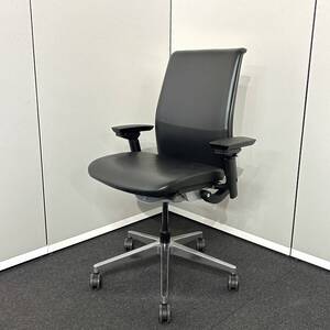 【中古・2019年製】Steelcase Think 革張り ハイバック 可動肘 ランバーサポート