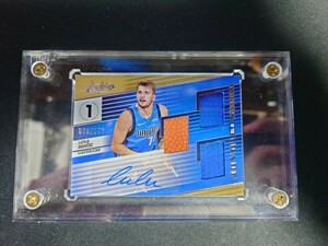 2018-19 Panini Absolute Memorabilia Luka Doncic Tools of the Trade Three Swatch Signatures Level 1 Auto RC 70/149 