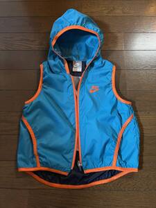 ★NIKE ナイロンパーカーベストキッズサイズ110★