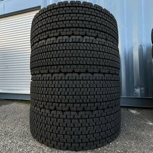 バリ山15mm★2022年製 275/80R22.5 151/148 ブリヂストン　W900 4本セット スタッドレス