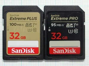 ★SanDisk ＳＤＨＣ メモリーカード ３２ＧＢ ２枚　中古★送料８５円・１８５円