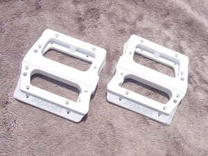 ARESTIC INSANES EXPRESS PEDALS replaceBODY用 WHI 新品未使用 